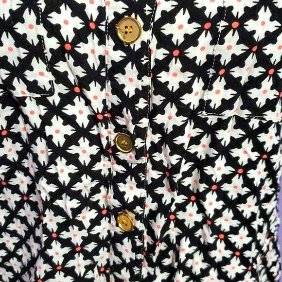 Valerie Bertinelli Black & Off White Floral Button Down Boho  Tank Top - Picture 3 of 8